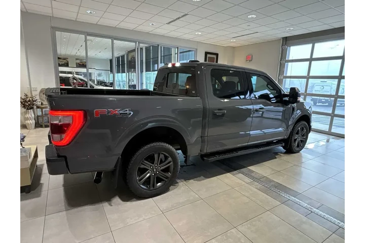 $39986 : Ford F-150 2021 4x4 Lariat 4 image 2