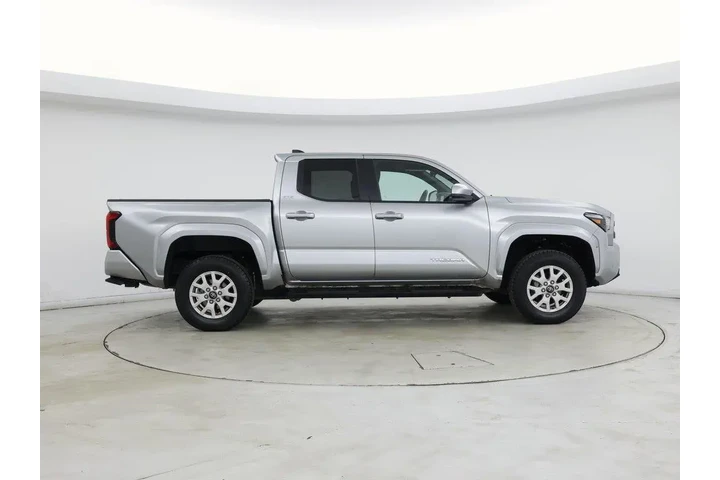 $35998 : Toyota Tacoma 2024 4x4 SR5 4 image 7