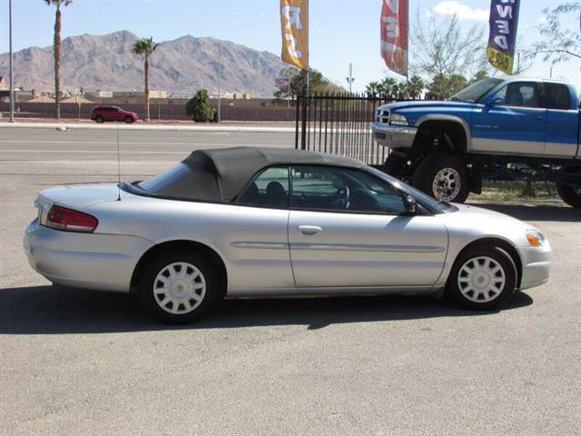 $4995 : 2004 Sebring image 9