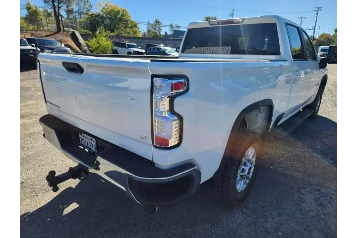 $37500 : Chevrolet Silverado 2500HD 2 image 6