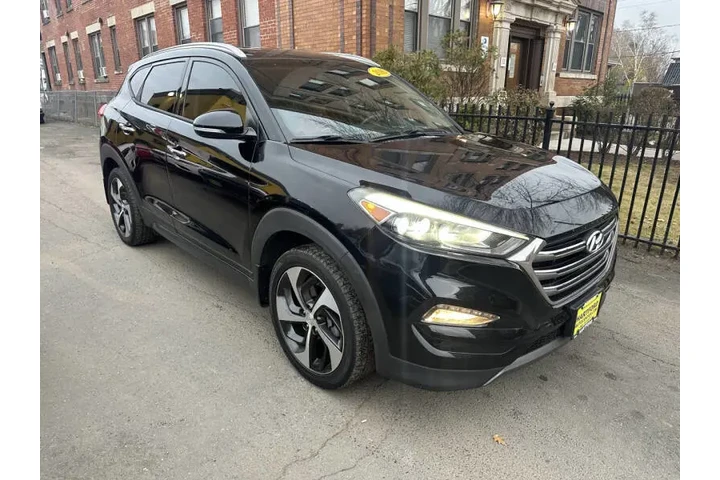 $9999 : 2016 Tucson Limited image 4