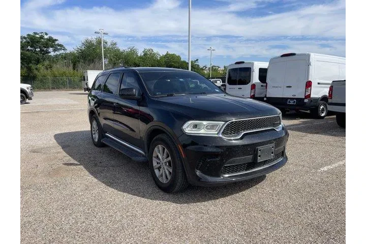 $24359 : Dodge Durango 2023 SXT 4dr S image 2