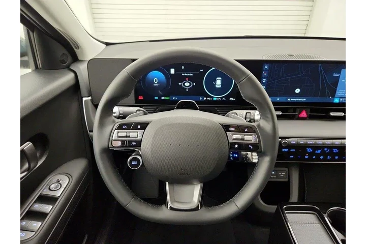 $31998 : Hyundai IONIQ 5 2026 SE Stan image 10