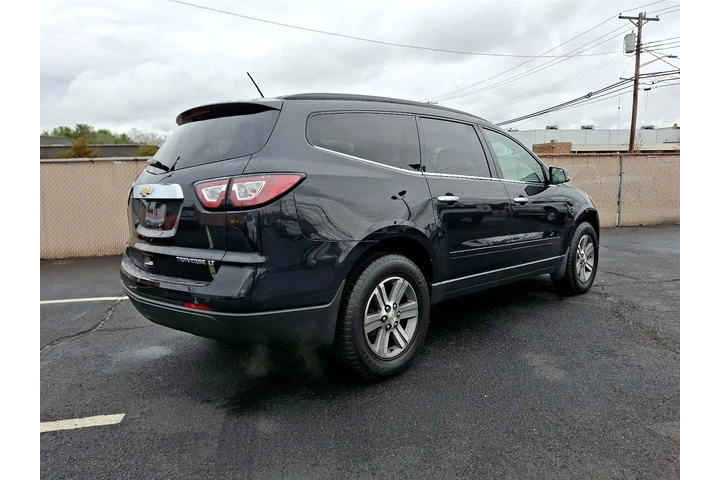 $10600 : 2015 Traverse 1LT AWD image 6