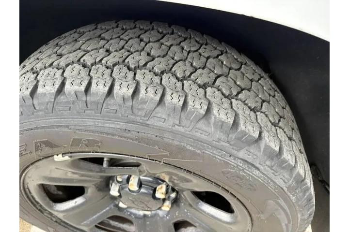 $21990 : 2021 Tahoe Special Service image 10