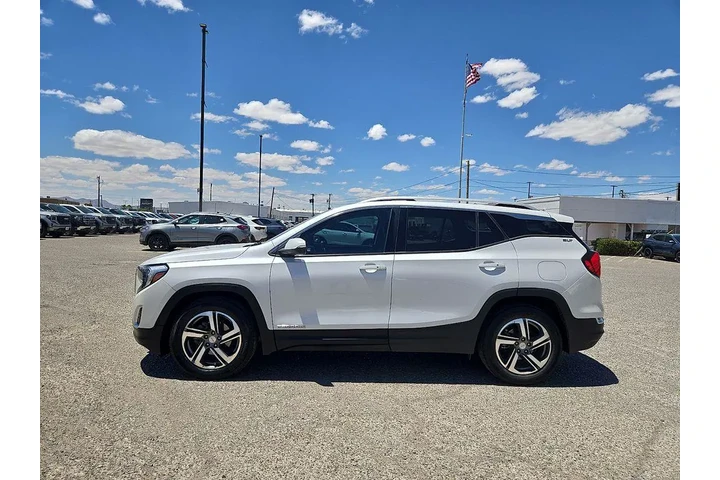 $23982 : GMC Terrain 2021 SLT 4dr SUV image 3