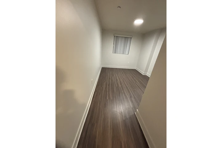 $1200 : Cuartos Nuevos image 1