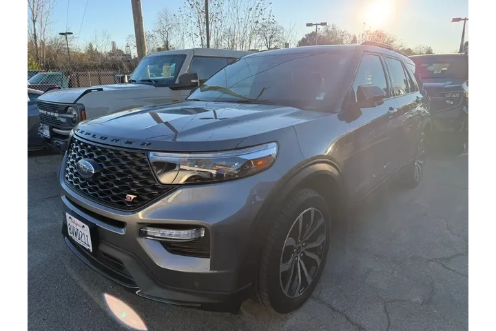 $38000 : Ford Explorer 2021 AWD ST 4d image 3