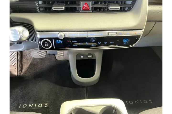 $21000 : Hyundai IONIQ 5 2022 SE 4dr image 8