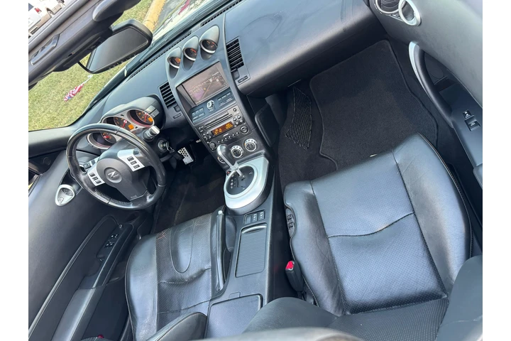 $11000 : Nissan 350z Convertible image 10