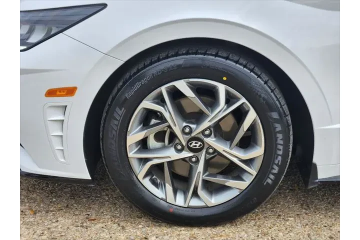 $22000 : Hyundai SONATA 2023 SEL 4dr image 10