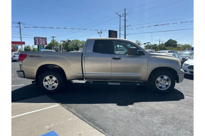 2008 Tundra SR5 image 9