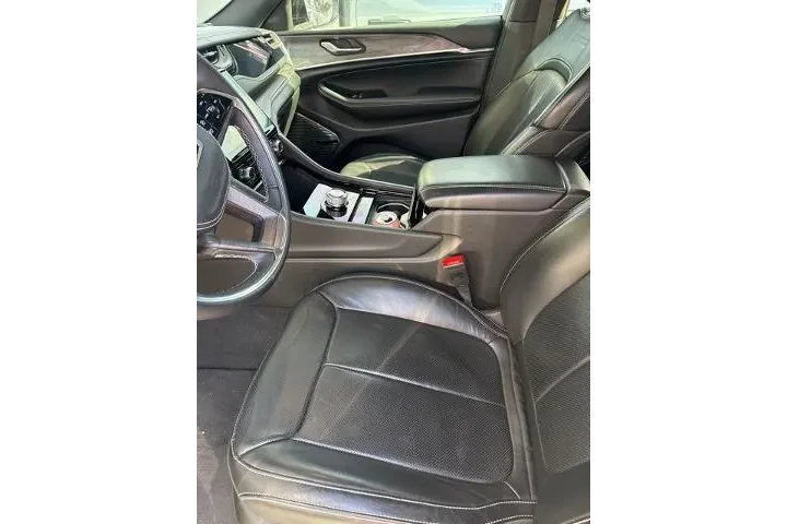 $30793 : Jeep Grand Cherokee L 2022 4 image 7