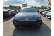 2024 Elantra SEL thumbnail