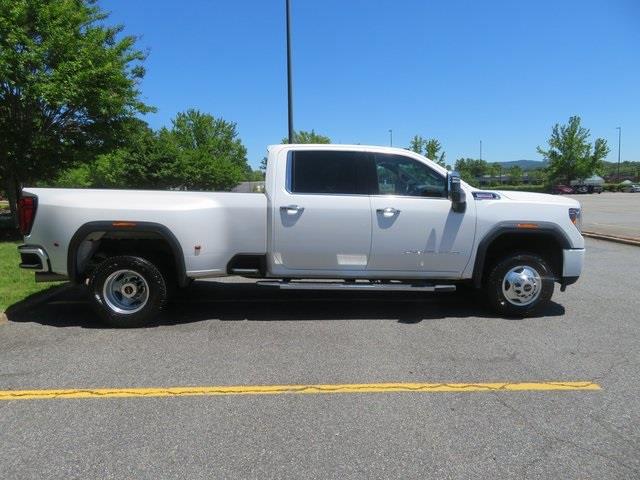 $62994 : PRE-OWNED 2020 SIERRA 3500HD image 9