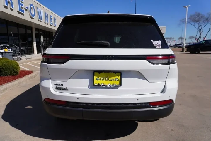 $30888 : Jeep Grand Cherokee 2023 4x4 image 5