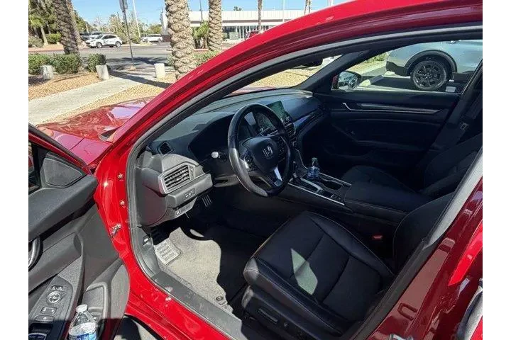 $22200 : Honda Accord 2018 Sport 4dr image 5