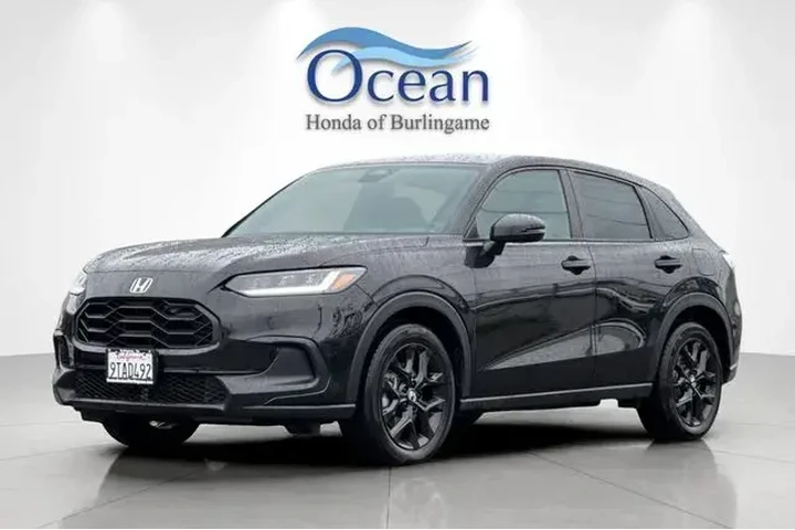 $25994 : Honda HR-V 2025 AWD Sport 4d image 8