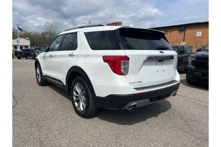 $32325 : Ford Explorer 2023 AWD Limit image 6