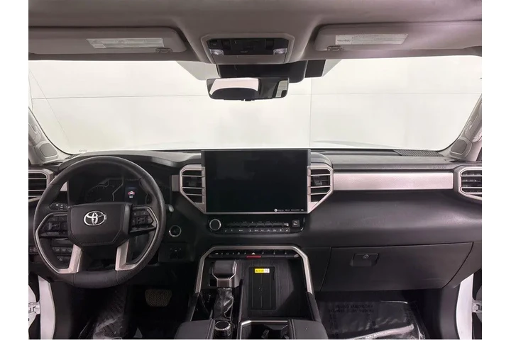 $46584 : 2023 Tundra Limited Hybrid image 3