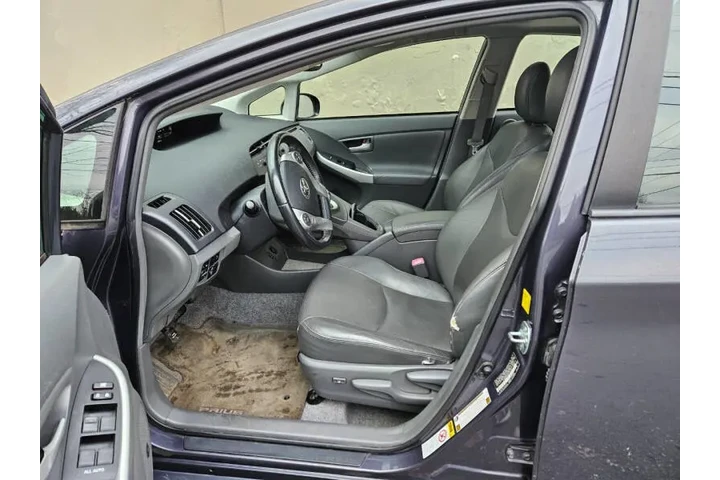 $6999 : 2010 Prius III image 10