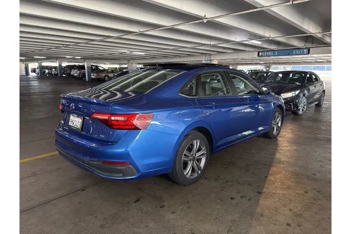 $19488 : Volkswagen Jetta 2024 SE 4dr image 3