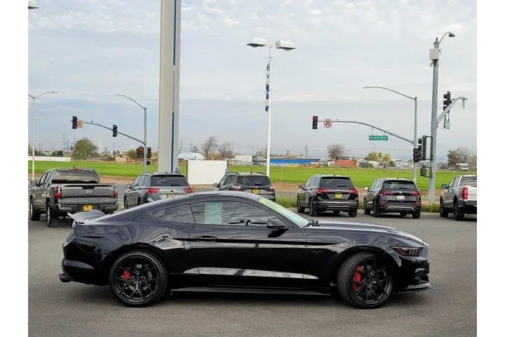 $26500 : Ford Mustang 2017 GT 2dr Fas image 3