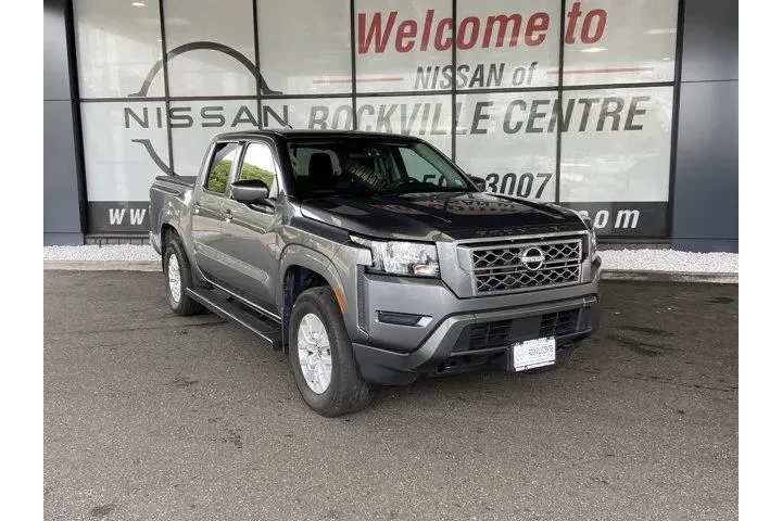 Nissan Frontier 2022 4x4 SV image 2