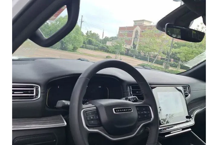 $38000 : Jeep Wagoneer 2022 4x4 Serie image 10