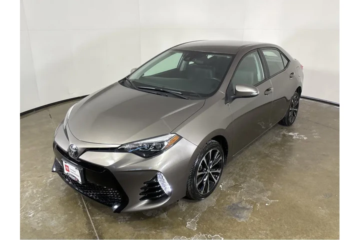 $15000 : Silver Certified2018 Corolla image 10