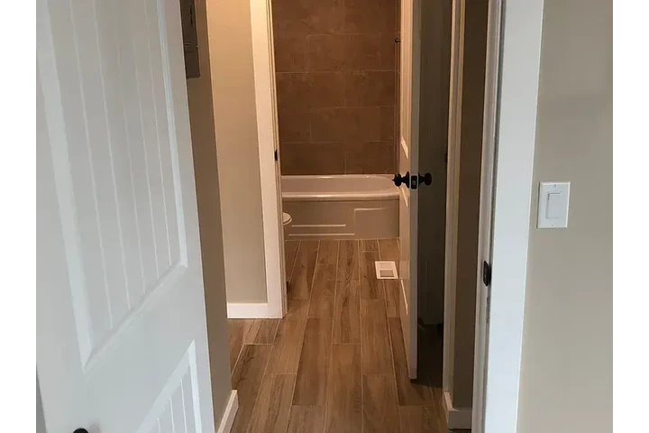 $1175 : Single family residence ForRen image 9