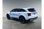 $38475 : Kia Sorento 2024 AWD S 4dr S thumbnail
