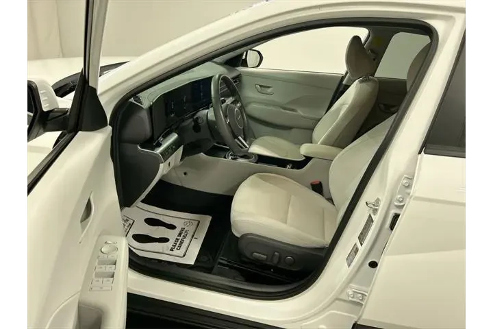 $24495 : Hyundai KONA 2025 AWD SEL 4d image 9