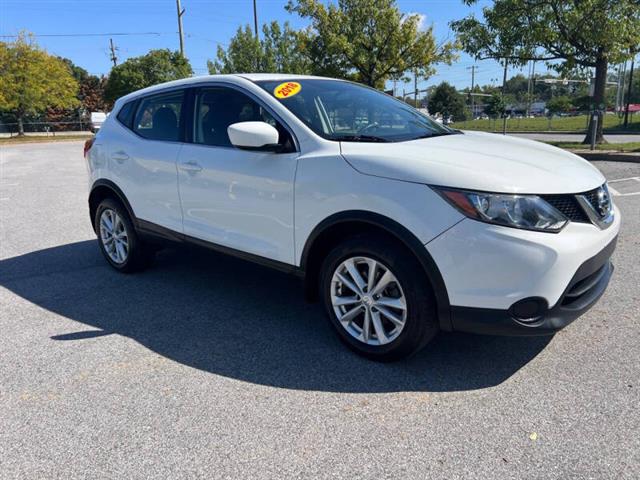 $10500 : 2018 Rogue Sport S image 5