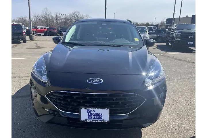 $29988 : Ford Escape 2022 AWD SEL 4dr image 2