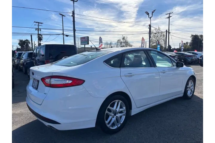 $8999 : 2016 Fusion SE image 6