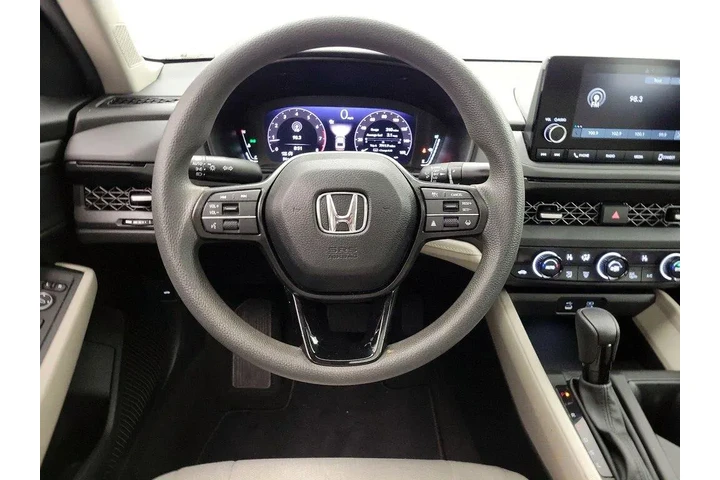 $24998 : Honda Accord 2024 EX 4dr Sed image 10