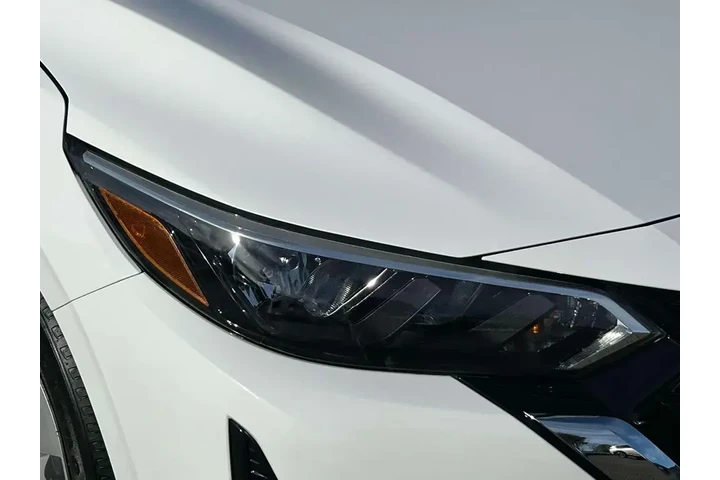 $17595 : Nissan Sentra 2025 S 4dr Sed image 10