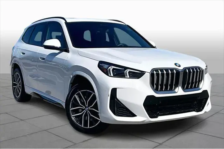 $36955 : BMW X1 2025 AWD xDrive28i 4d image 2