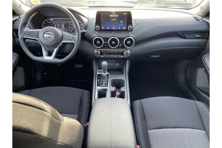 $15487 : Nissan Sentra 2025 SV 4dr Se image 10