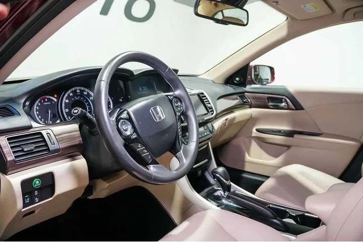 $17777 : 2017 Accord Sedan image 10