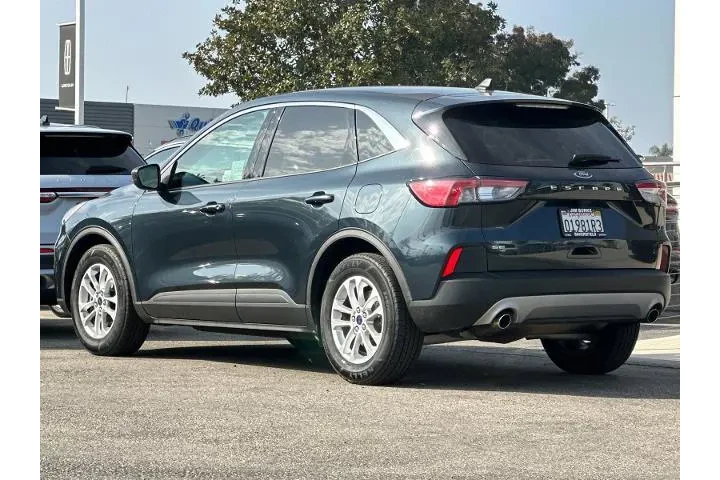 $19990 : Ford Escape 2022 SE 4dr SUV image 5