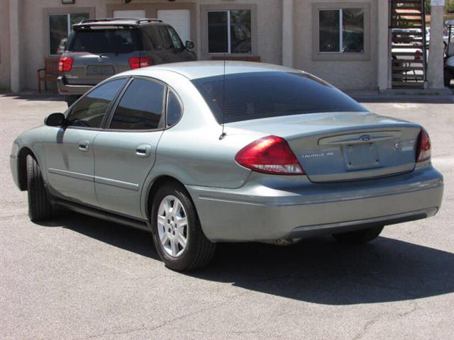 $5995 : 2007 Taurus SE image 5