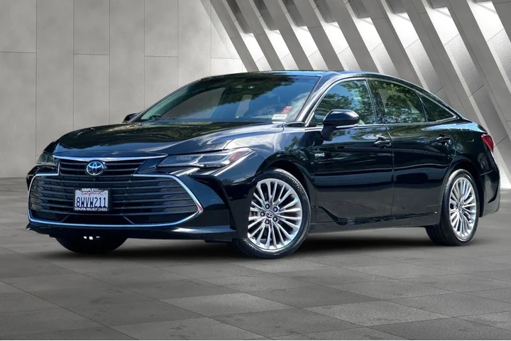 $33900 : Toyota Avalon Hybrid 2021 Li image 2