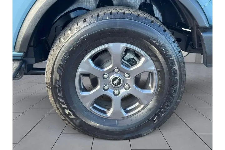 $39300 : Ford Bronco 2023 4x4 Base 4d image 9