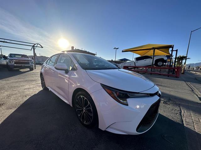 $19995 : Pre-Owned 2020 Corolla LE Sed image 8