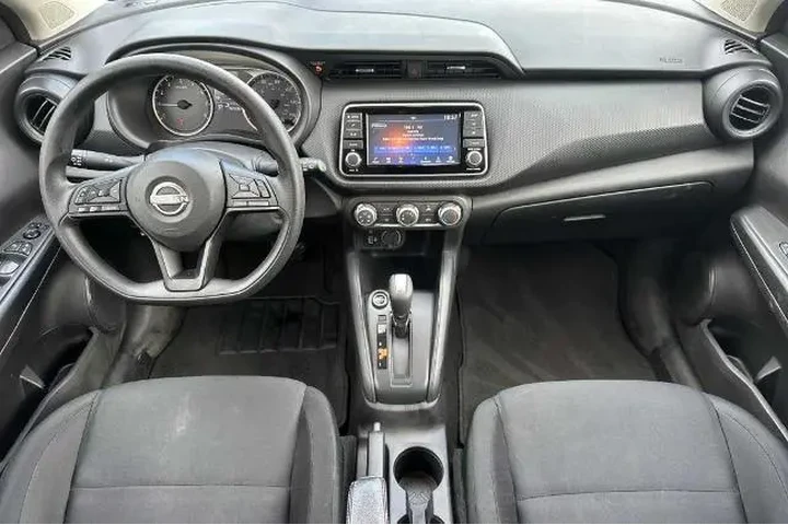$17865 : Nissan Kicks 2024 S 4dr Cros image 5