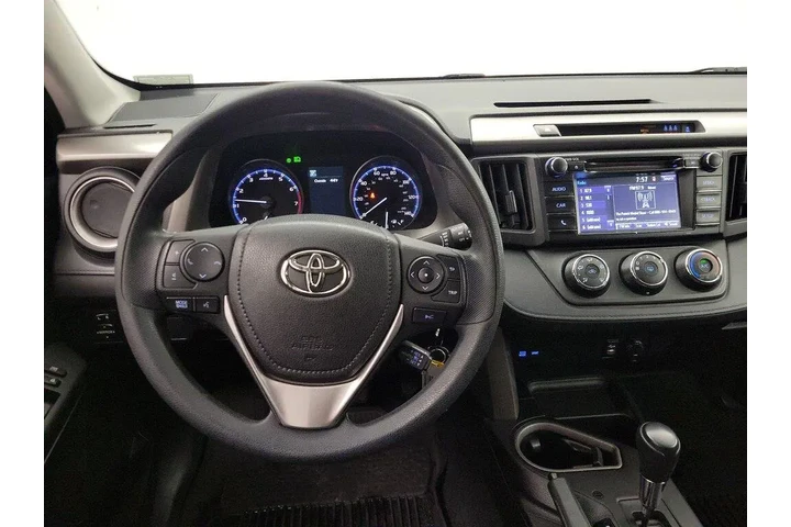 $16998 : Toyota RAV4 2017 LE 4dr SUV image 10