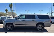 $31896 : Cadillac Escalade ESV 2019 L thumbnail