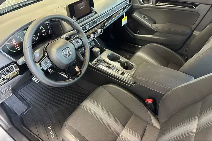 $29991 : Honda Civic Hybrid 2026 Spor image 10